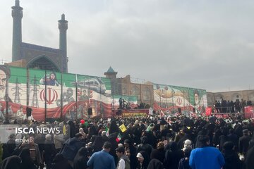 راهپیمایی یوم‌الله ۲۲ بهمن در اصفهان