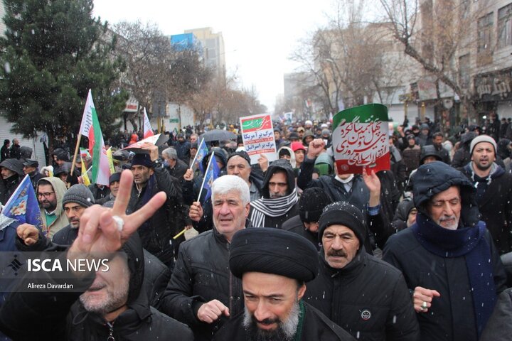 راهپیمایی 22 بهمن در اردبیل