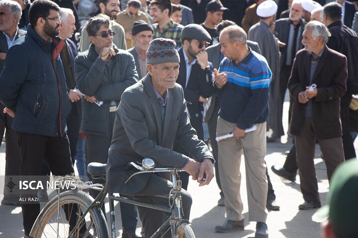 راهپیمایی 22 بهمن گناباد