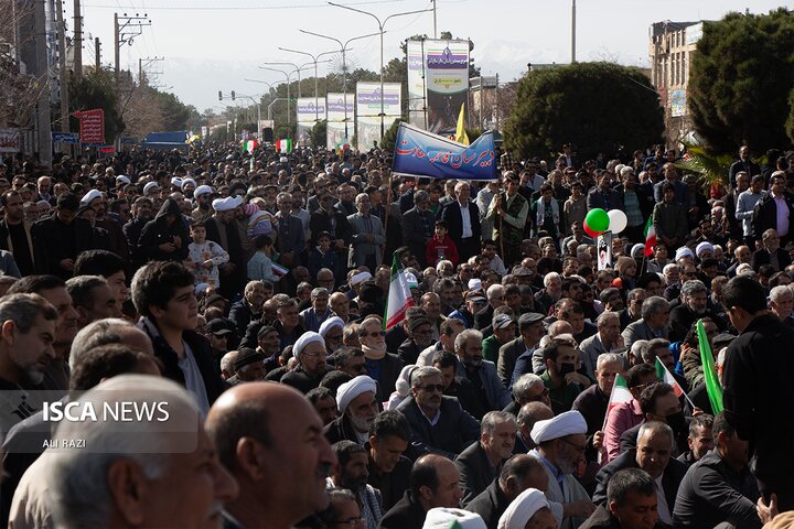 راهپیمایی 22 بهمن گناباد