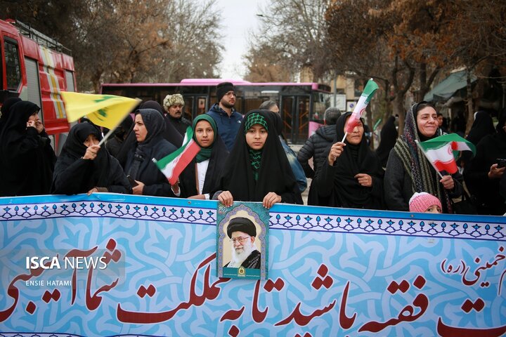 22 بهمن در بجنورد