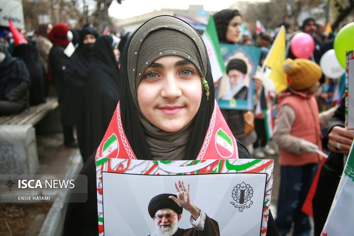 22 بهمن در بجنورد