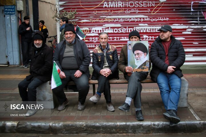 22 بهمن در بجنورد