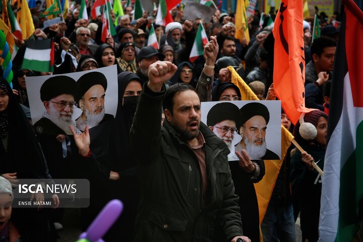 22 بهمن در بجنورد