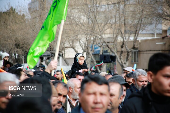 22 بهمن در بجنورد