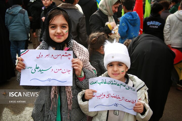 22 بهمن در بجنورد