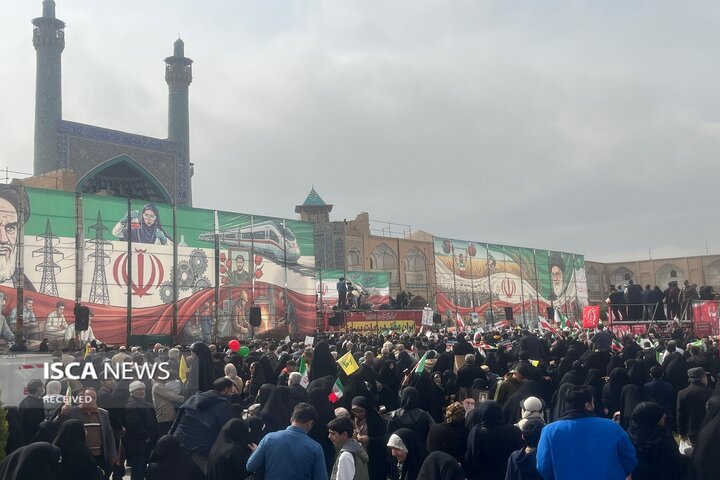 راهپیمایی یوم‌الله ۲۲ بهمن در اصفهان 