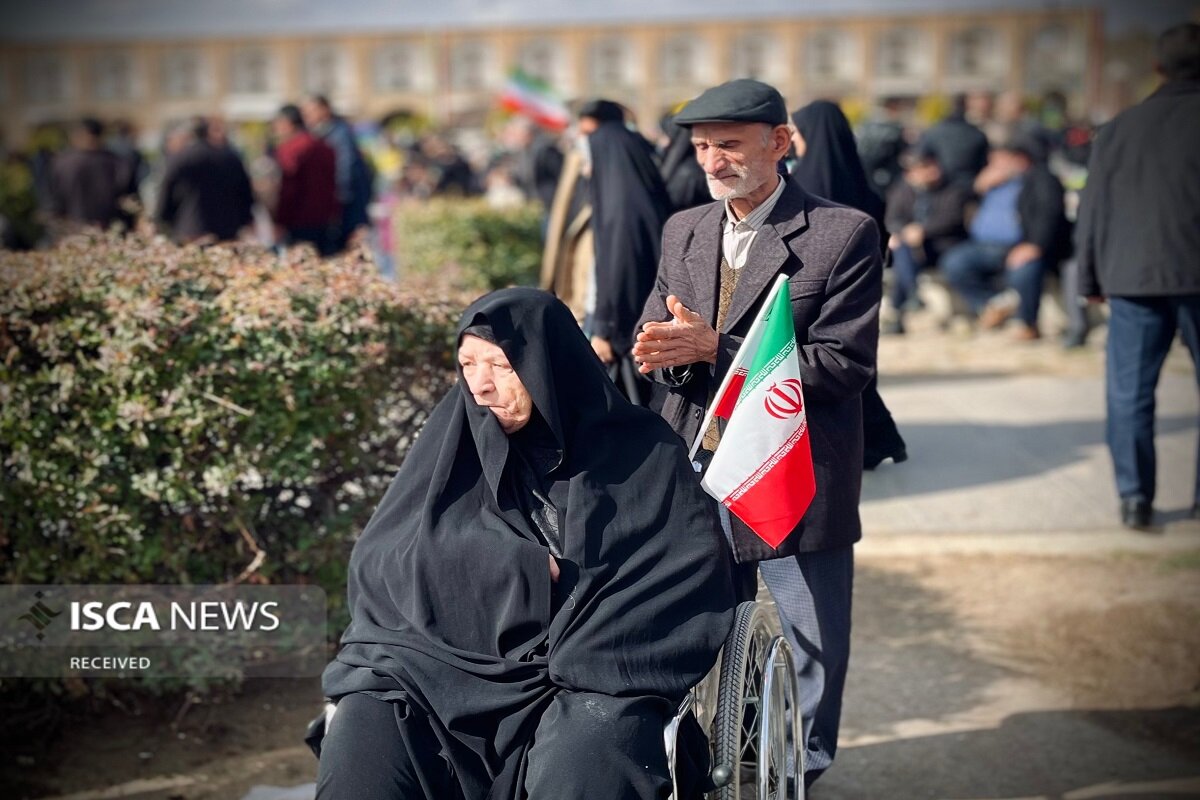 راهپیمایی 22 بهمن اصفهان