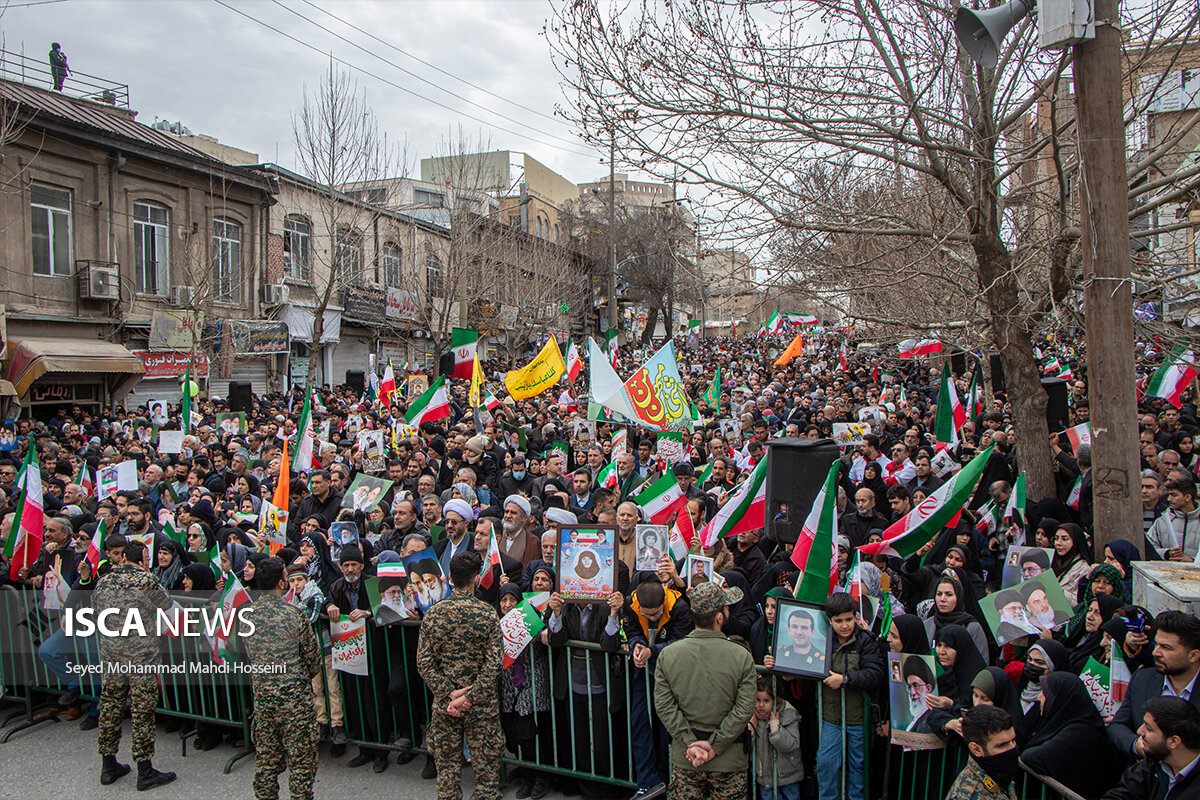 حضور میلیونی مردم، بزرگترین پشتوانه انقلاب اسلامی است