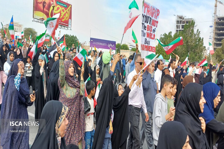 حماسه حضور مردم در راهپیمایی ۲۲ بهمن در بندرعباس