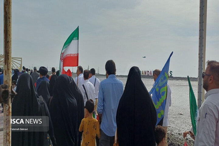 حماسه حضور مردم در راهپیمایی ۲۲ بهمن در بندرعباس