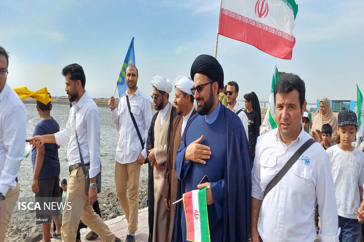 حماسه حضور مردم در راهپیمایی ۲۲ بهمن در بندرعباس