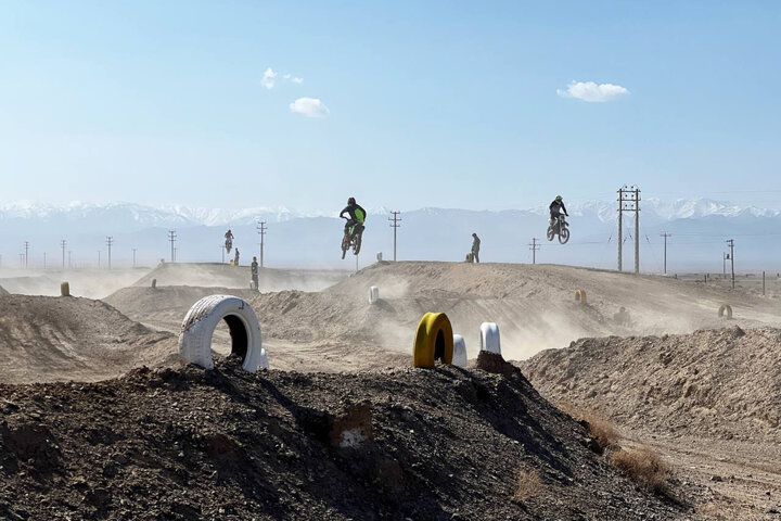 برگزاری مسابقات موتورکراس قهرمانی خراسان رضوی به میزبانی گناباد