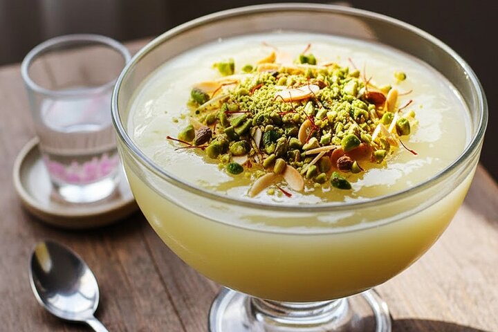 آموزش شیرینی پزی / طرز تهیه ماقوت دسر اصیل و محبوب ایرانی در خانه آموزش شیرینی پزی / طرز تهیه ماقوت دسر اصیل و محبوب ایرانی در خانه