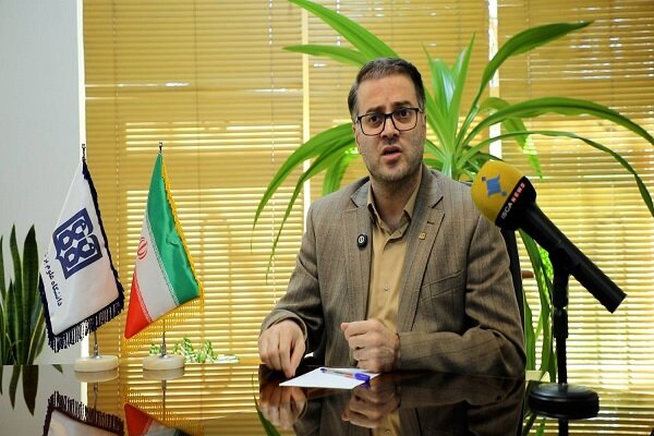 پذیرش پرستار بدون زیر ساخت آموزشی از سال ۹۶، چهار برابر شده است/ کمبود نداریم؛ مشکل نگاهداشت پرستاران است