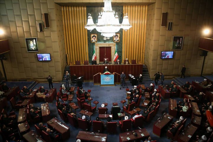 شورای موقت رهبری؛ ضامن استقرار و تداوم مدیریت کشور