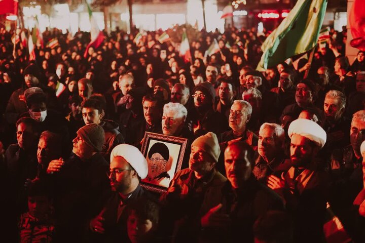 موذن، اذان بگو که نماز امت قضا نشود