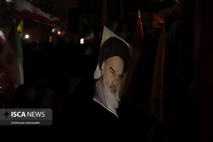 اجتماع بزرگ هرمزگانی ها؛ نماد ایستادگی ملت برسر انقلاب