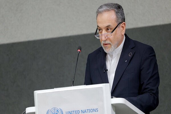 عراقچی: مقاومت ایران مورد تحسین سفرای خارجی قرار گرفت عراقچی: مقاومت ایران مورد تحسین سفرای خارجی قرار گرفت