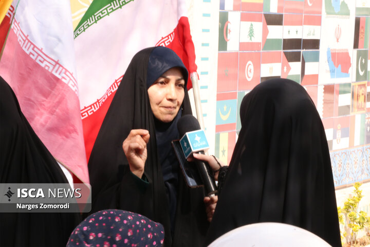 اجتماع دانشجویان مقابل نمایندگی وزارت امور خارجه در مشهد