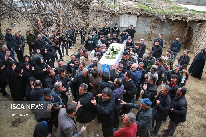 یادواره ۲۵ شهید روستای بلغان در شیروان برگزار میشود یادواره ۲۵ شهید روستای بلغان در شیروان برگزار میشود