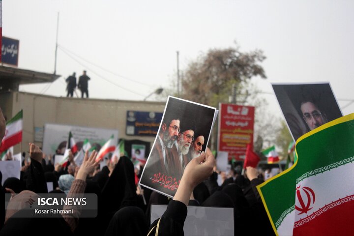 بیعت رهبری کاشان
