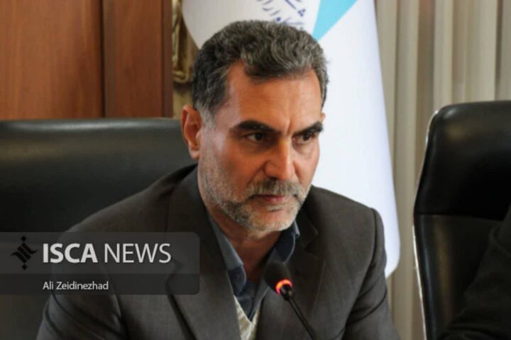 رئیس دانشگاه آزاد لرستان روز بزرگداشت شهدا را گرامی داشت