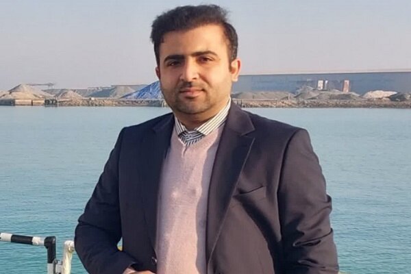 برگزاری نشست تحلیل جنگ تحمیلی با حضور اساتید دانشگاه آزاد اسلامی واحد بوشهر