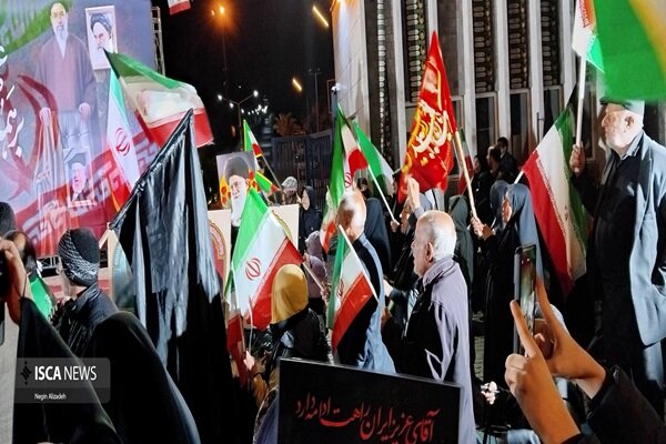 خروش دانشگاهیان فارس در پی شهادت قائد امت و بیعت با رهبر معظم انقلاب