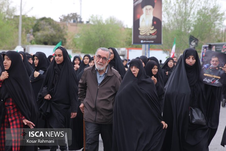 تشییع پیکر پاک سردار شهید علی‌محمد نائین