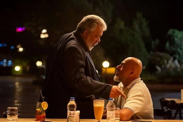«بدنام» یک ملودرام عاشقانه در دل مافیای قدرت «بدنام» یک ملودرام عاشقانه در دل مافیای قدرت