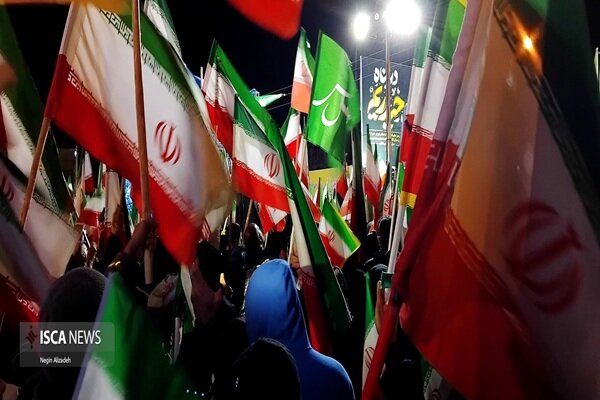 طنین حضور شورانگیز شیرازی‌ها در اجتماع بزرگ سومین حرم اهل‌ بیت (علیه‌السلام)