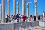 برپایی نمایشگاه سوغات و صنایع دستی بانوان کارآفرین در ملایر