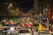 نمایش هویت ملی و دینی ایرانیان با فرهنگ حضور در خیابان و همبستگی