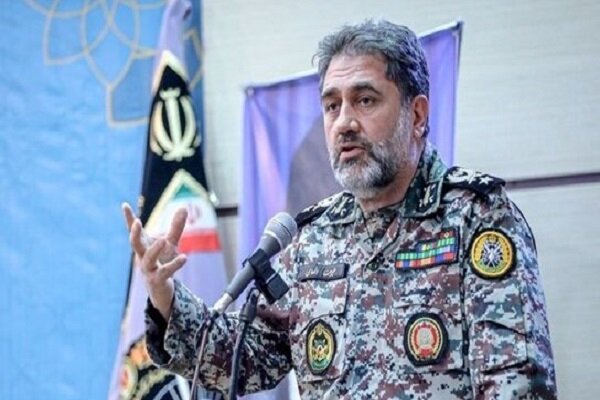 امیر سرتیپ الهامی: در کمین جنگندهها و پهپادهای دشمن هستیم امیر سرتیپ الهامی: در کمین جنگندهها و پهپادهای دشمن هستیم