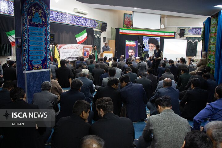 اجتماع دانشگاهیان گناباد در محکومیت حمله به مراکز علمی و تجدید بیعت با رهبر انقلاب