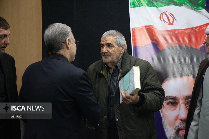 اجتماع دانشگاهیان گناباد در محکومیت حمله به مراکز علمی و تجدید بیعت با رهبر انقلاب