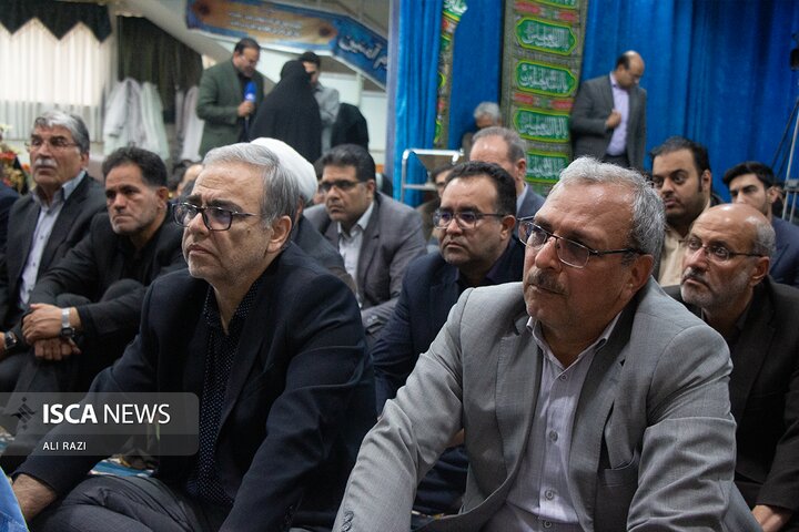 اجتماع دانشگاهیان گناباد در محکومیت حمله به مراکز علمی و تجدید بیعت با رهبر انقلاب
