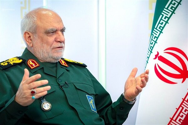 سردار خادمی رئیس سازمان اطلاعات سپاه به شهادت رسید