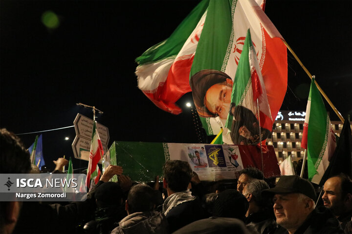 مراسم تشییع و تدفین پیکر شهید «حسین عشقی» از شهدای جنگ تحمیلی سوم در مشهد