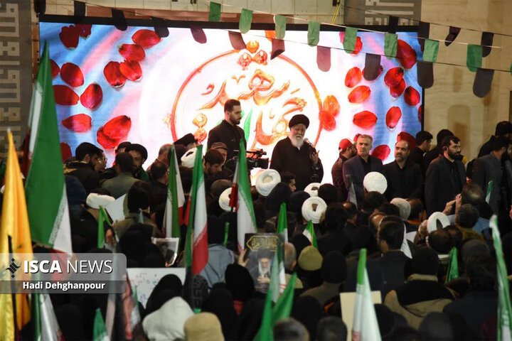 دانشگاه آزاد اسلامی مشهد سوگوار شهادت قائد امت و میزبان دسته‌های عزادار مشهد