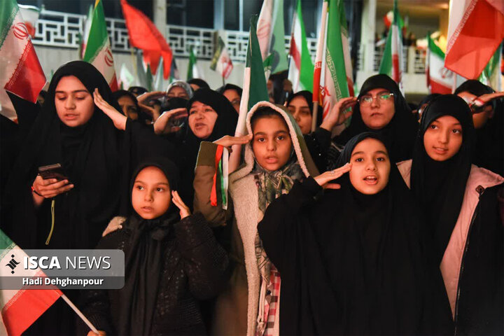 دانشگاه آزاد اسلامی مشهد سوگوار شهادت قائد امت و میزبان دسته‌های عزادار مشهد
