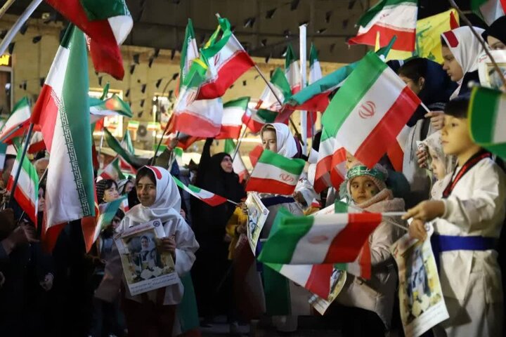 میدان انقلاب زنجان