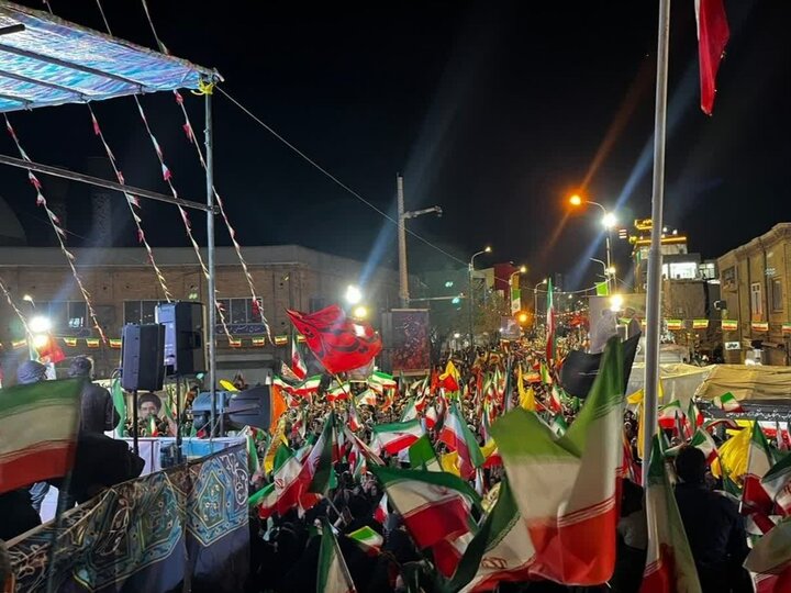 میدان انقلاب زنجان