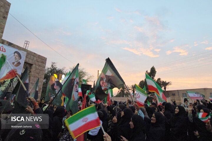 آغاز اجتماع امام‌رضایی‌ها در تهران؛ تجدید بیعت مردم با رهبر انقلاب