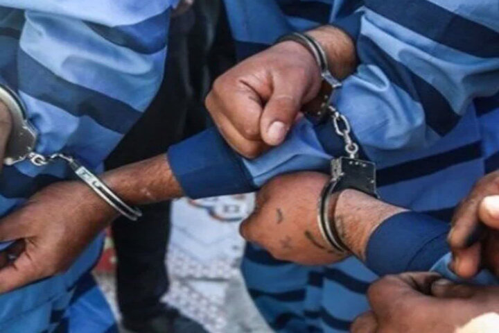 ریختن عمدی میخ سه تیکه در اتوبان تهران_کرج + جزئیات ریختن عمدی میخ سه تیکه در اتوبان تهران_کرج + جزئیات