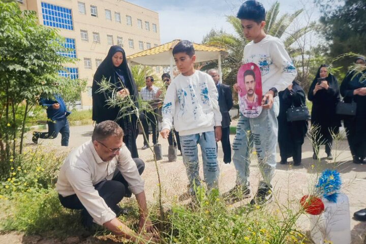 اجرای پویش «نهال امید» در مدارس سما زاهدان به‌نیابت از شهدا