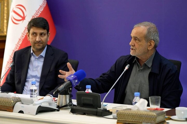پزشکیان: پایداری شبکه‌های ارتباطی، نشانه عملکرد منسجم مدیریت در حوزه فناوری است