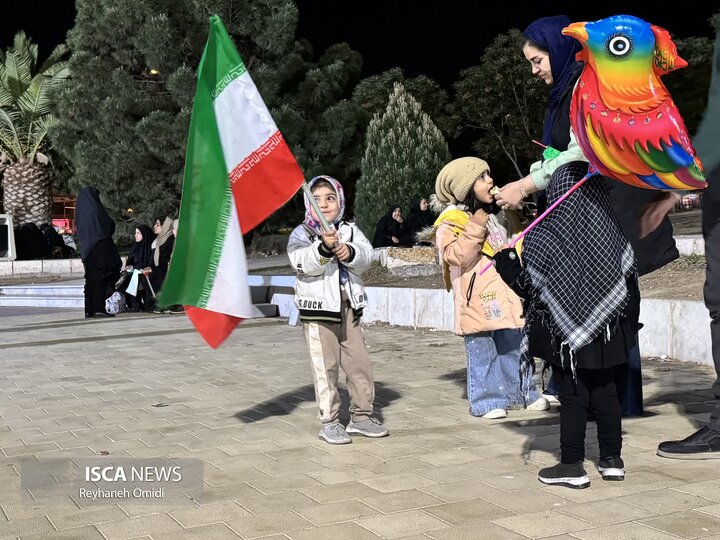 نسل آینده، از امروز در میدان‌ها