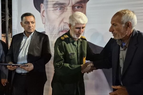کهگیلویه در روز ارتش میزبان تکریم خانواده‌ شهدای ارتشی شد